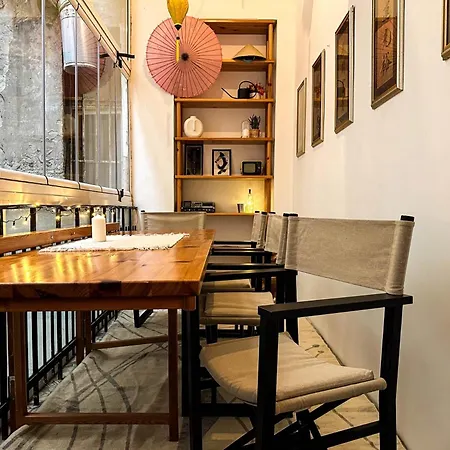 Апартаменты Friends Loft Sava View Old Town Renovated