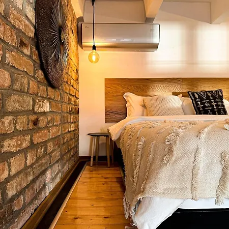 Friends Loft Sava View Old Town Renovated Апартаменты Белград